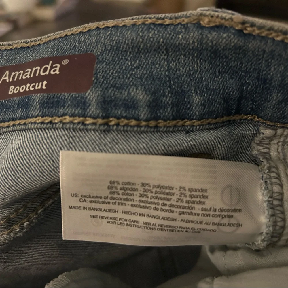 NWT! Women's Gloria Vanderbilt Classic Rise Amanda Bootcut Jeans Size 10 - Picture 13 of 13